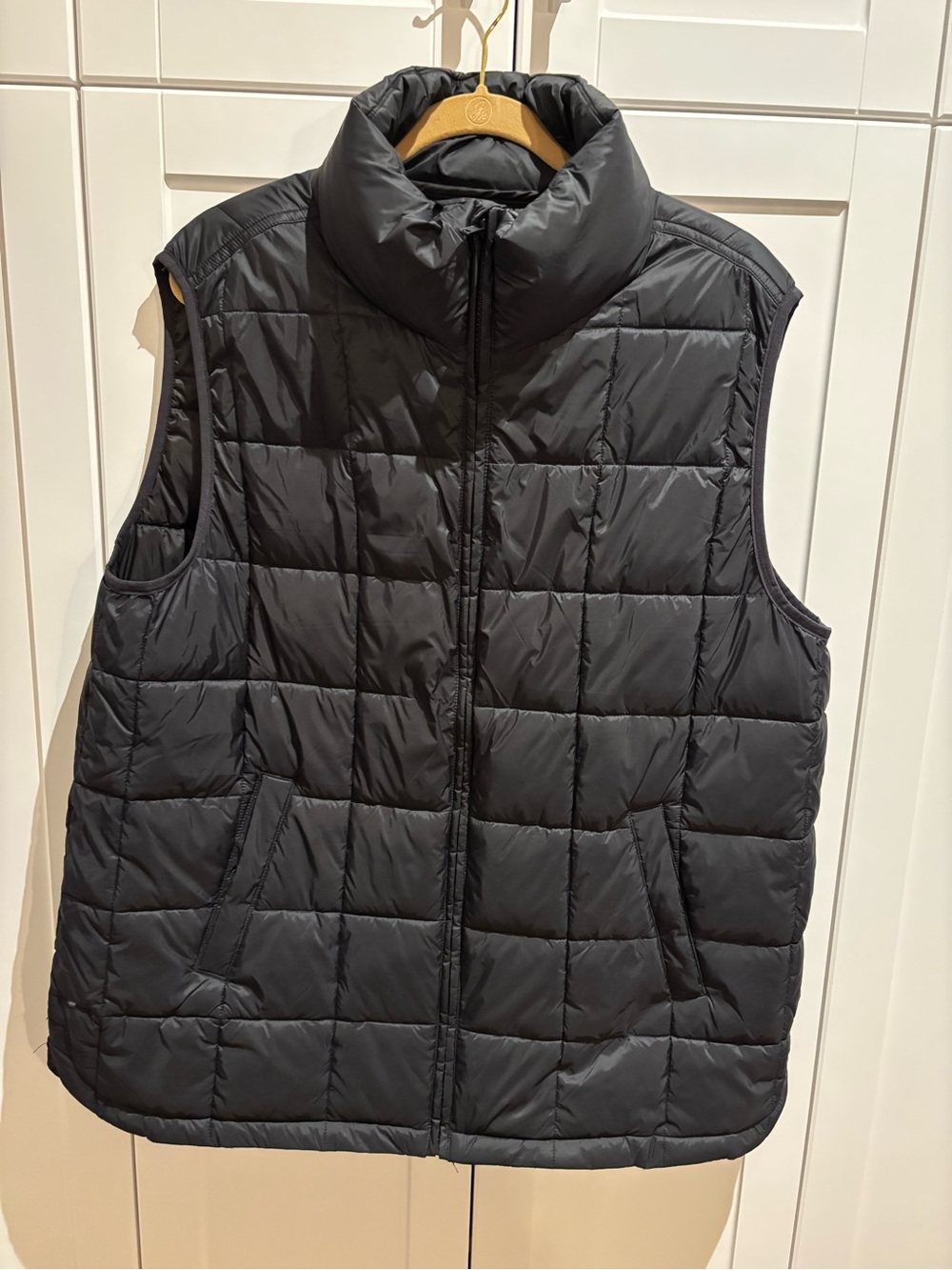 Women’s GA Black Quilted Puffer Vest